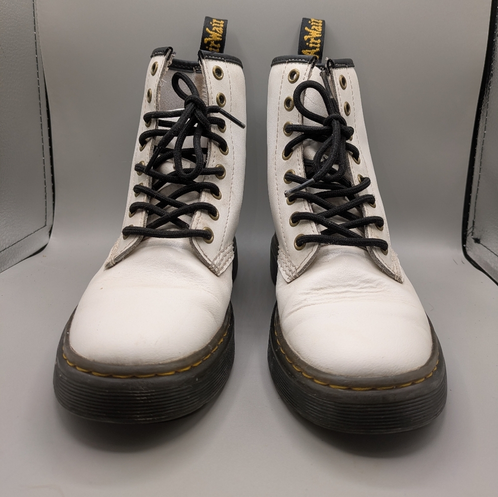 Dc Martens Boots Zavala Women’s Size 6 Mens Size 5 White Combat Boots